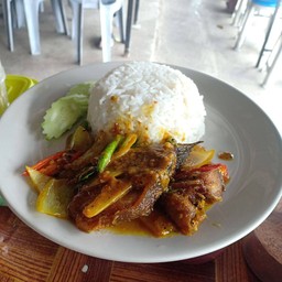 จ๊ะดา อาหารตามสั่ง (มุสลิม)