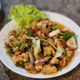 ยำเอ็นไก่ทอด