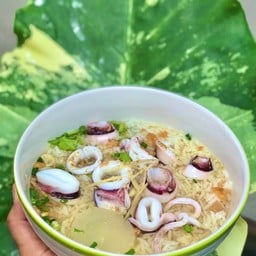 ข้าวต้มปลาหมึก