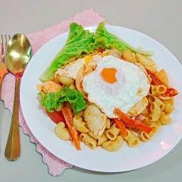 อาหารตามสั่ง ไฮโซ   🤤🥰 (รับทำข้าวกล่องราคาพิเศษคุยกันได้จ้าแม่ค้าใจดี ❤️)