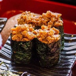 ซูชิเบค่อนมากิ