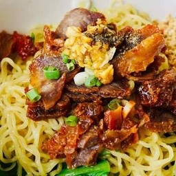 บะหมี่หมูแดง