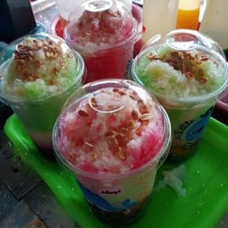 ร้านพี่ไก่ชากาแฟ&น้ำแข็งใส