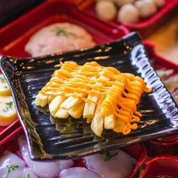 เฟรนฟรายราดชีส