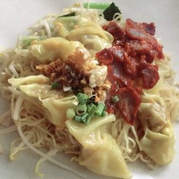 บะหมี่เกี้ยวหมูแดง