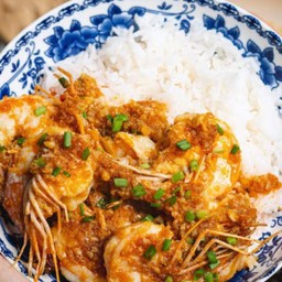 กุ้งผัดมันกุ้งราดข้าว