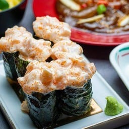 ซูชิแซลม่อนมากิ