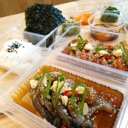 เซ็ตกุ้งดองซีอิ๊วเกาหลี พร้อม ข้าวญี่ปุ่นและสาหร่าย