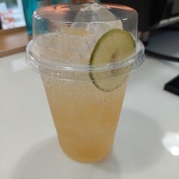 น้ำผึ้งมะนาวโซดาเย็น