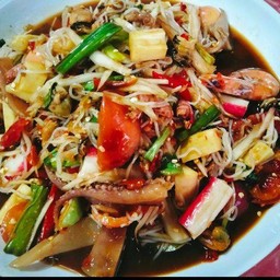 เมี่ยงปลาเผา  ไก่ย่าง ไส้ย่าง หมูย่าง ส้มตำนัววว