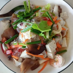 ยำวุ้นเส้นทะเล