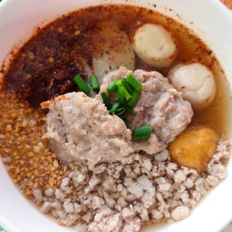 ก๋วยเตี๋ยวหมูต้มยำมะนาวสด