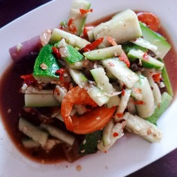 ตำแตงกวา