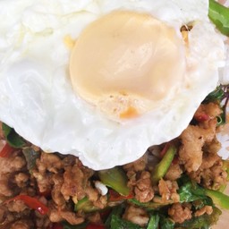 ก๋วยเตี๋ยวเป็ด อาหารตามสั่ง ร้านเตี่ยกับแม่