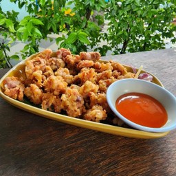 เอ็นไก่ทอด (แหนม)