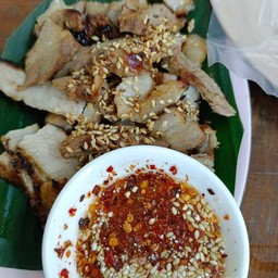 คอหมูย่าง