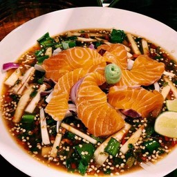 ยำแซลม่อน