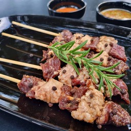 หม่าล่าเนื้อหมักย่าง10ไม้