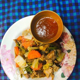 สุกี้แห้งหมู