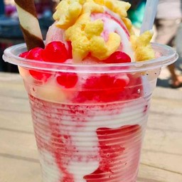 สตรอเบอรี่ โยเกิร์ต (แก้วเล็ก 10 oz.)