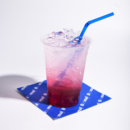 น้ำแดงโซดา