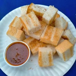 ขนมปังปิ้ง2แผ่น+น้ำจิ้มถั่ว