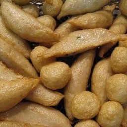 ลูกชิ้นปลาทอด