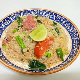 ข้าวผัดแหนม