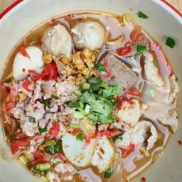 ร้าน ต.เตี๋ยวหน้าบ้าน (ym)