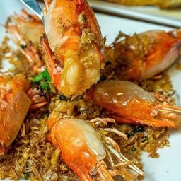 กุ้งก้ามกรามทอดกระเทียม