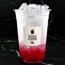 น้ำแดงโซดา