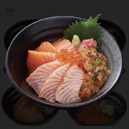 ข้าวหน้าแซลม่อน3ฤดู