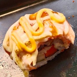 ซูชิหน้าโรเเซลมอนเบิร์นไฟ