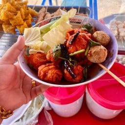 ลูกชิ้นทอด & มันฝรั่งทอด&คอฟเฟิล 🍢🍡🥔🍟