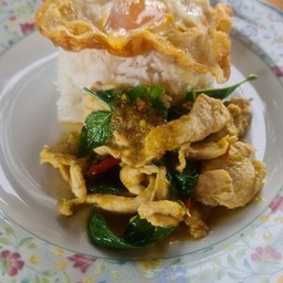 ข้าวไก่เขียวหวานผัด แห้ง (ไม่รวมไข่ดาว)
