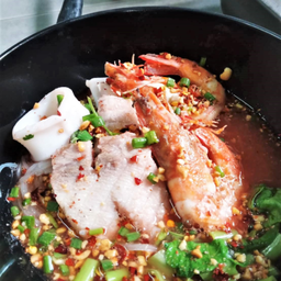 เย็นตาโฟทะเล