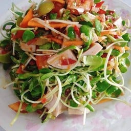 ยำเเซ่บ