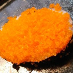 ซูชิหน้าไข่กุ้ง