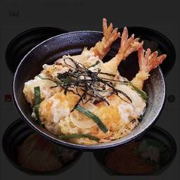 ข้าวหน้ากุ้งเทมปุระราดไข่