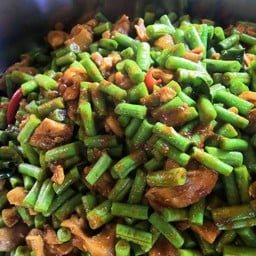 ข้าวแกงยายบุตร