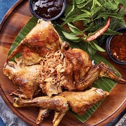ไก่ย่างเขาสวนกวาง เต็มตัว
