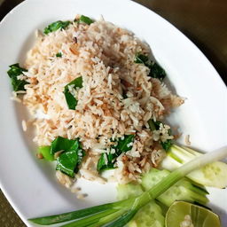 ข้าวผัดคน้าปลาเค็ม