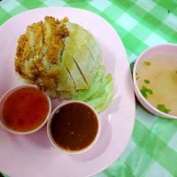 นิ&นาย-ข้าวมันไก่(โคตรอร่อย)สาขาบ้านหนองบัว