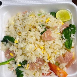 ข้าวผัดแหนม