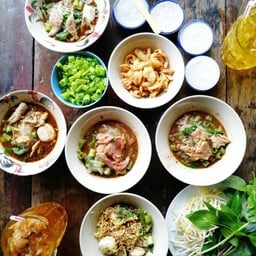 เตี๋ยวเรือ ป.ประทีป อินเตอร์ สาขาวัดตะกล่ำ สาขาวัดตะกล่ำ