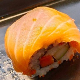 ซูชิหน้าโรแซลมอน