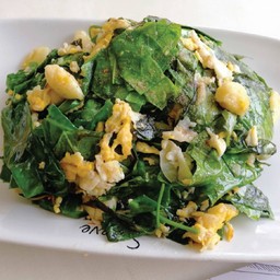 ใบเหลีียงผัดไข่