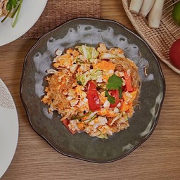 วุ้นเส้นผัดไข่กระเทียมดอง