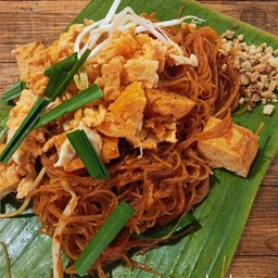 ผัดไทไชยาเส้นหมี่