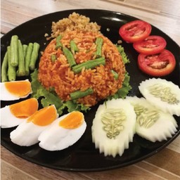 ข้าวผัดพริกขิงปลาดุกฟู